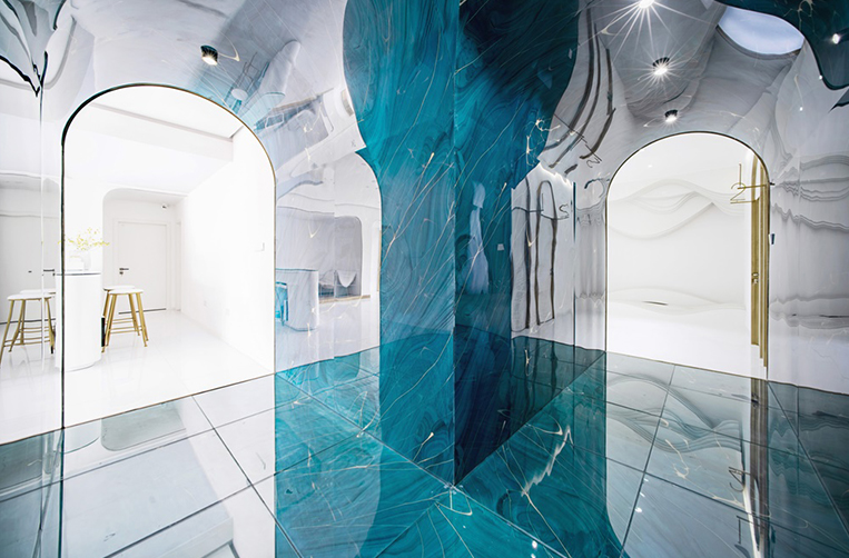 ��ɫ���ݻ�������װ�����