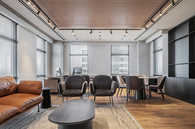 ����װ����ƹ�˾