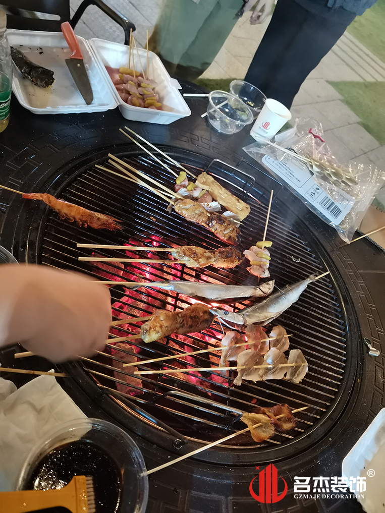 ����stake����װ����ƹ�˾ͼ��