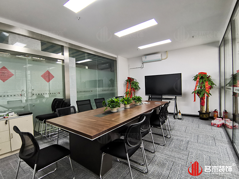 ����stake����װ����ƹ�˾ͼ��