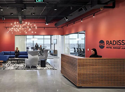 ��ӵ��ո�°칫���Ϊ�����İ칫װ�޿ռ�ļƻ��������ġ���Radisson Hotel Americas