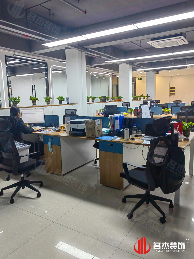 ����stake����װ����ƹ�˾ͼ��