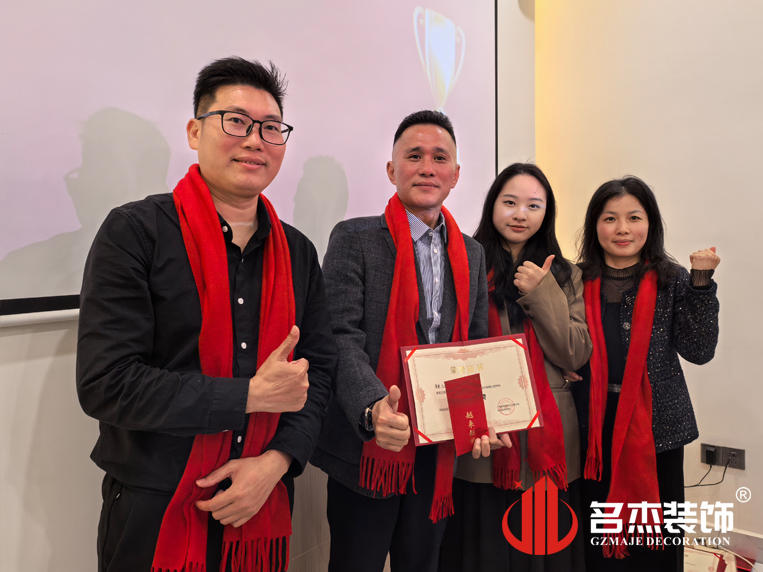 ÓÅÒìÉè¼Æ×é½±